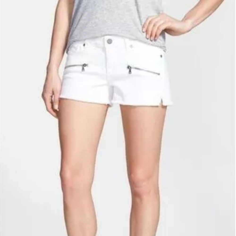 PAIGE STYLE#:INDIO ZIP MID RISE WHITE SHORTS SZ:32